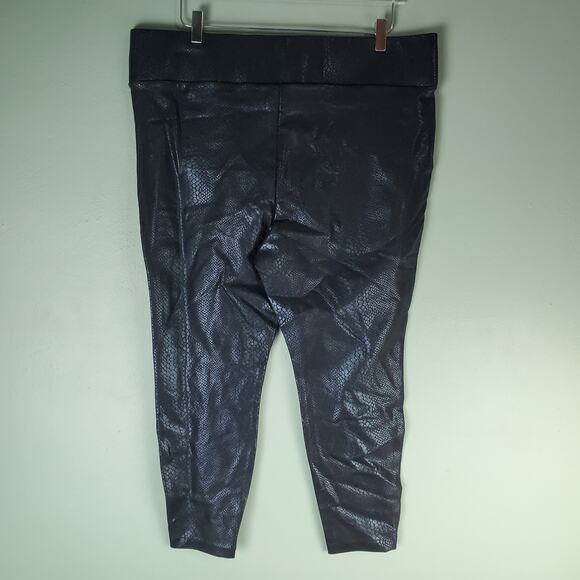 Torrid Womens Snakeskin Black Pixie Skinny Studio Luxe Ponte High Rise Pant 2 - Picture 2 of 5